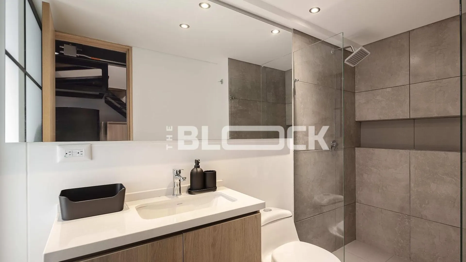 דירות בוגוטה Udara Polo - The Block 0*,