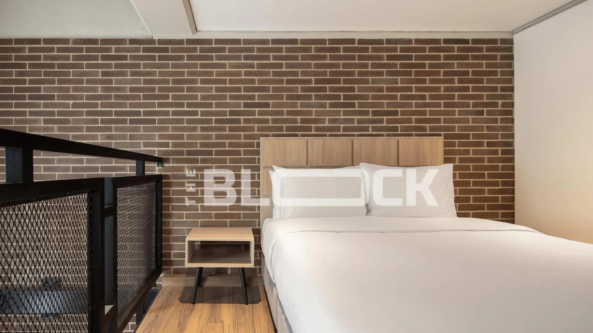 Udara Polo - The Block Apartman Bogotá
